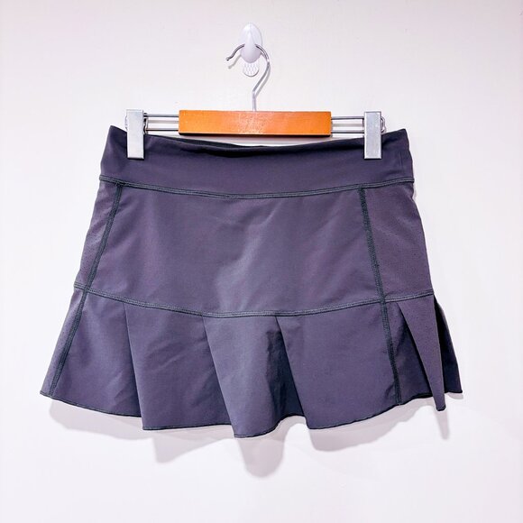 NIKE Grey Pleated Tennis Skirt with Built-In Shorts | Large * - Picture 2 of 8